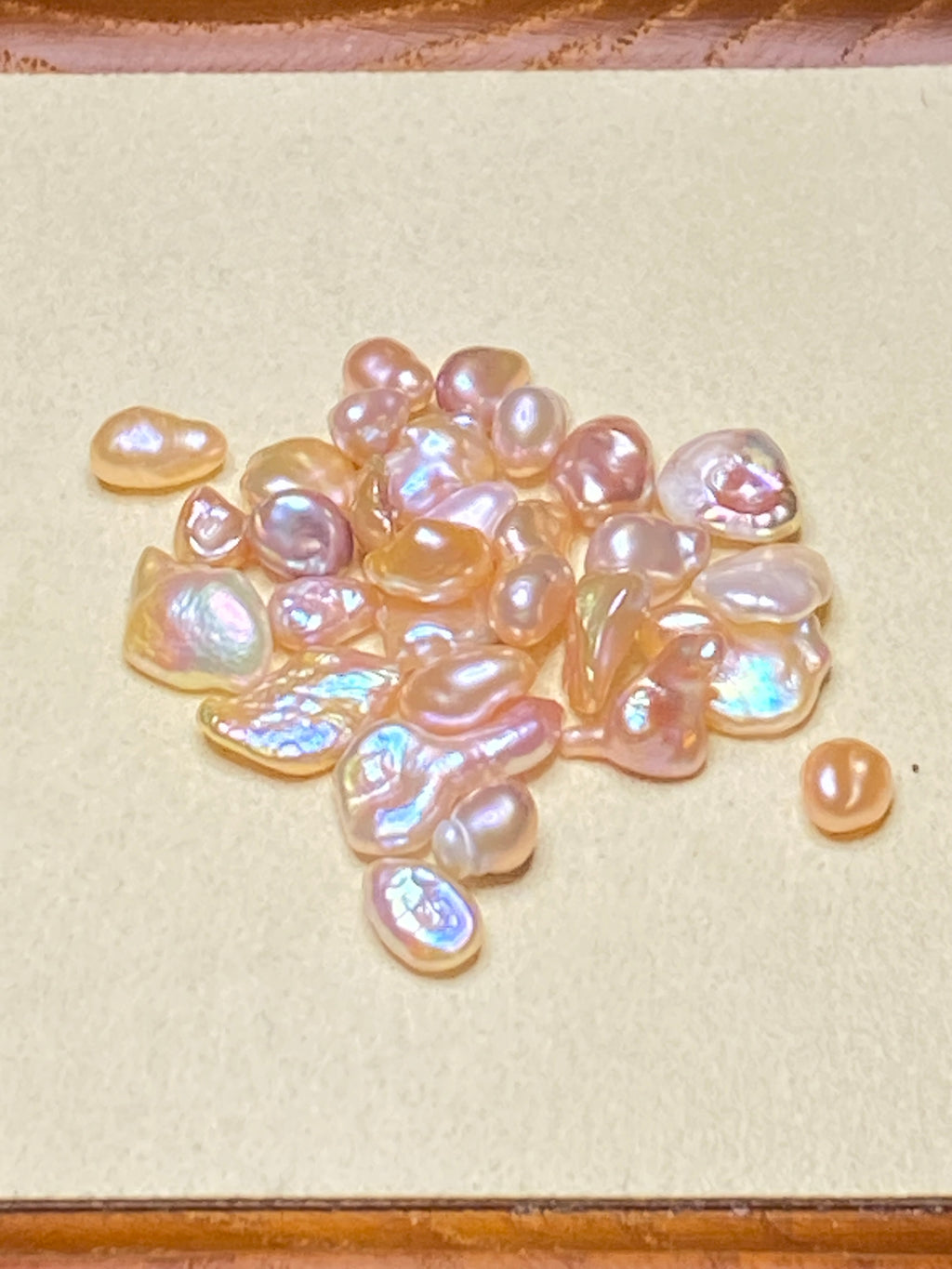 Fresh Water Undrilled Keshi Pearls
