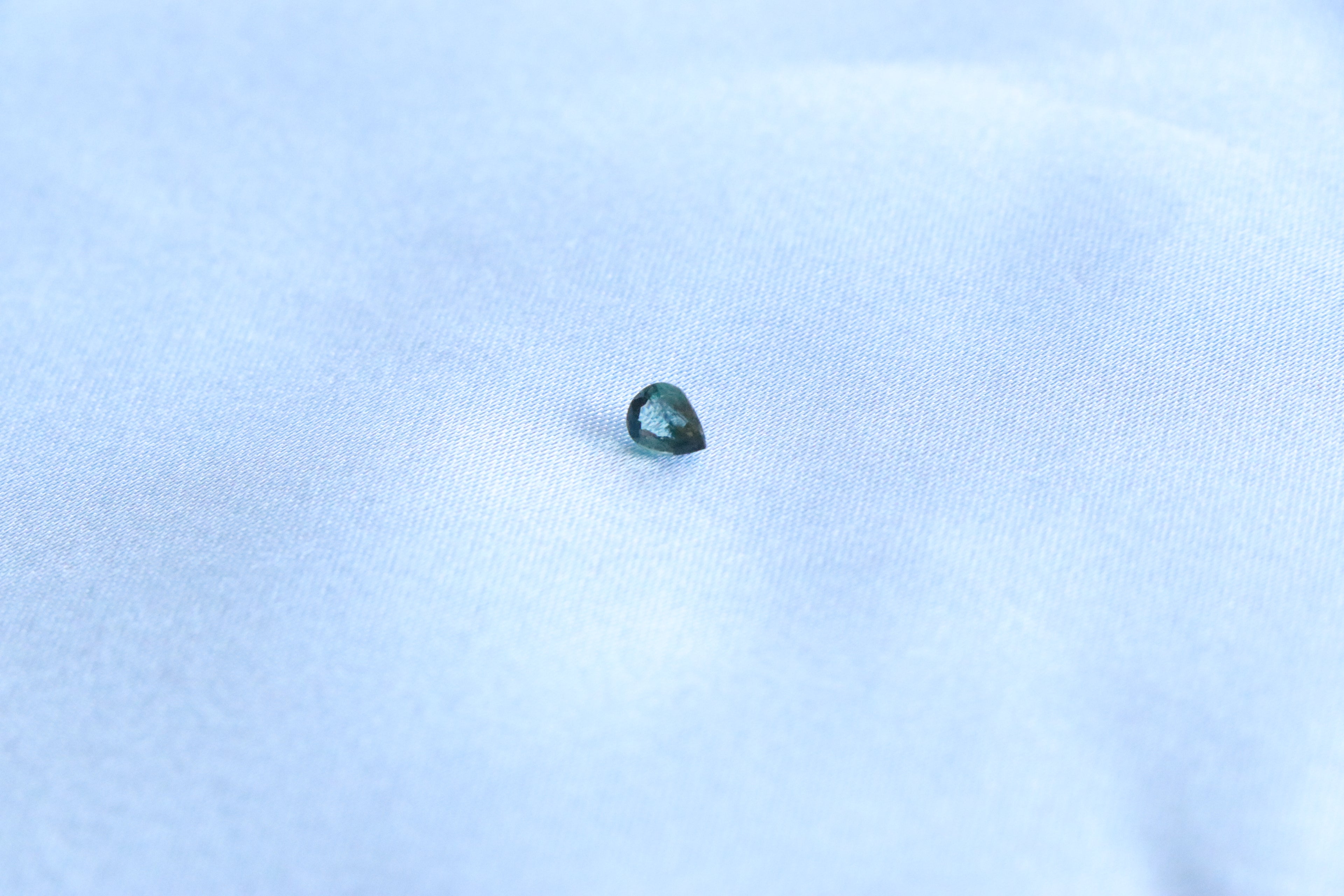0.5 ct. Natural Pear Cut Blue Green Sapphire