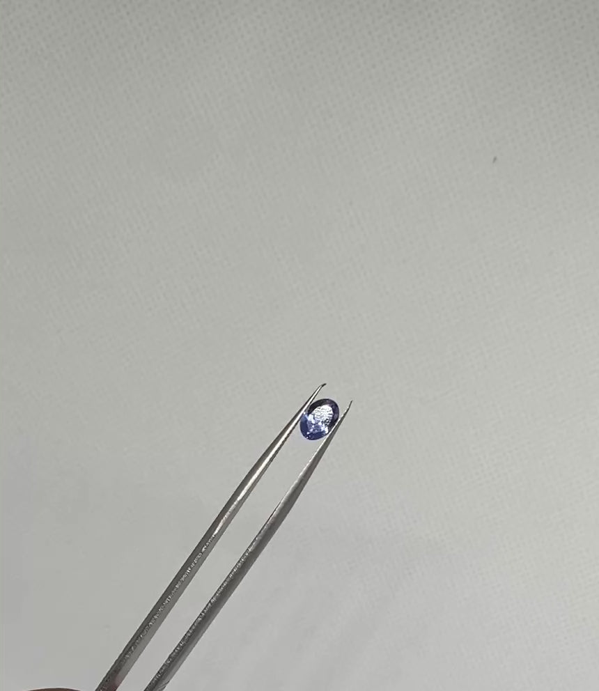 0.85 ct. Bi-Color Tanzanite